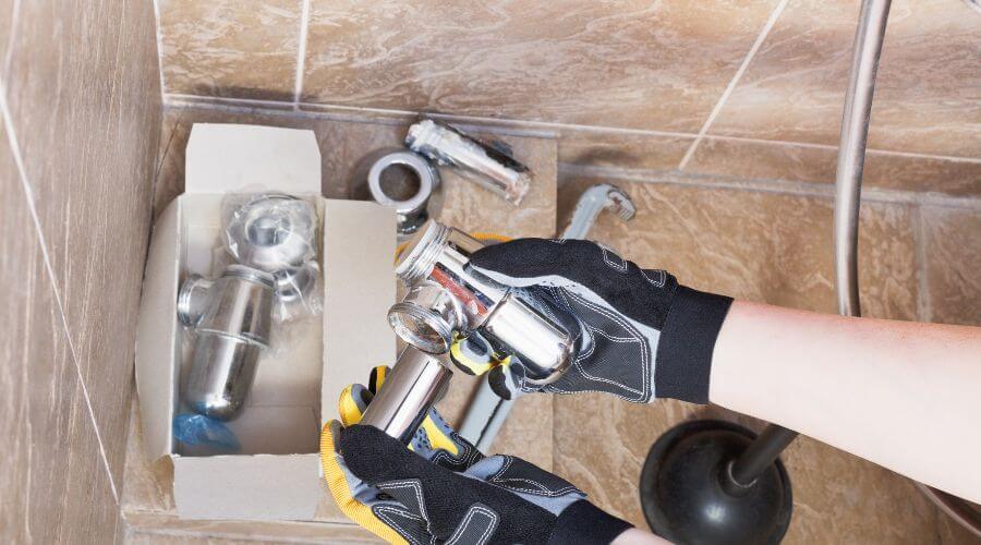 Professional gutter cleaning in Sevierville, TN